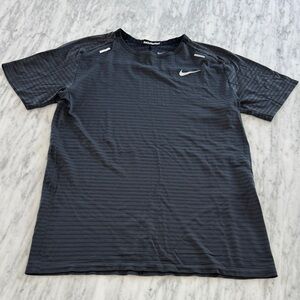 Nike Men’s Dri-Fit T-shirt TECHKNIT ULTRA Reflective Swoosh. S